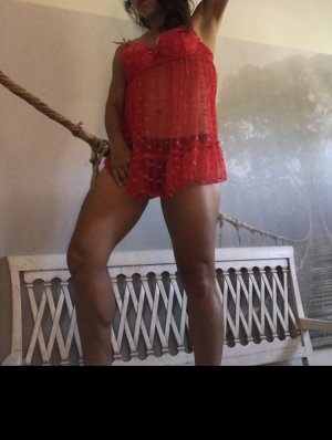 Tatania tantra massage in Welby CO and escort