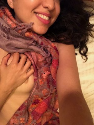 Anisha tantra massage